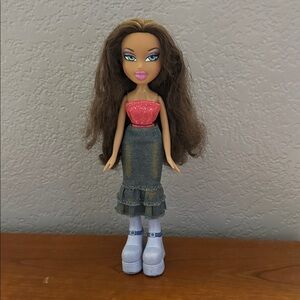 Vintage Bratz 2005 Dynamite Nevra Doll re-styled not original outfit